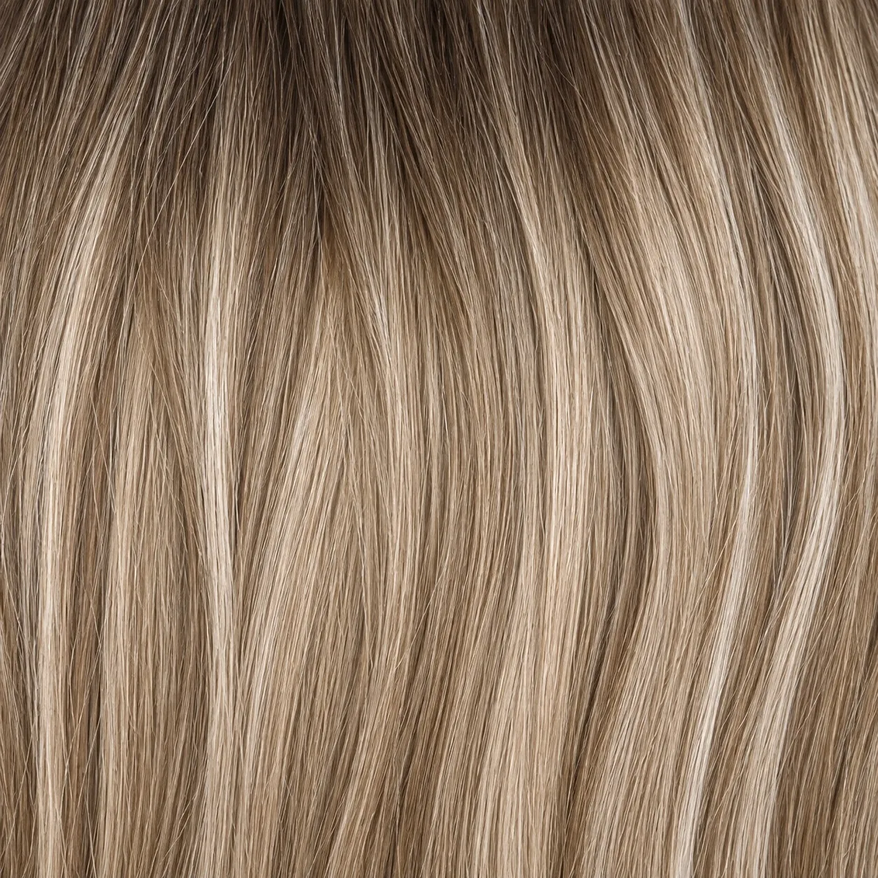 Hårprøve i fargen Balayage C23
